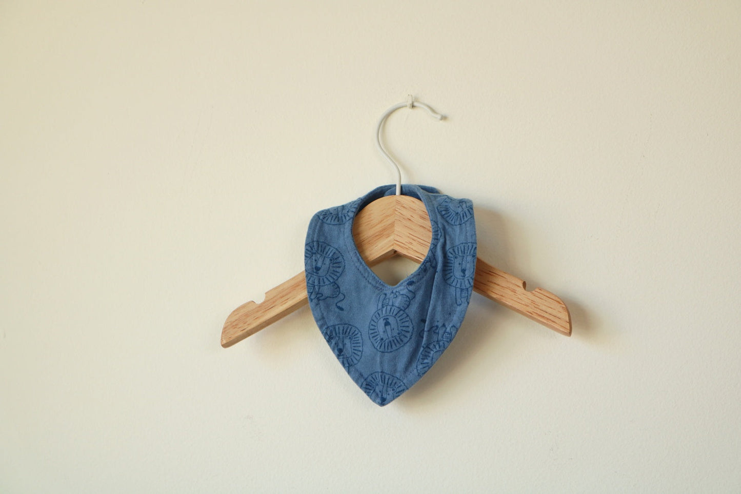Babete para Bebé Menino de 3 - 6 meses | Clobies