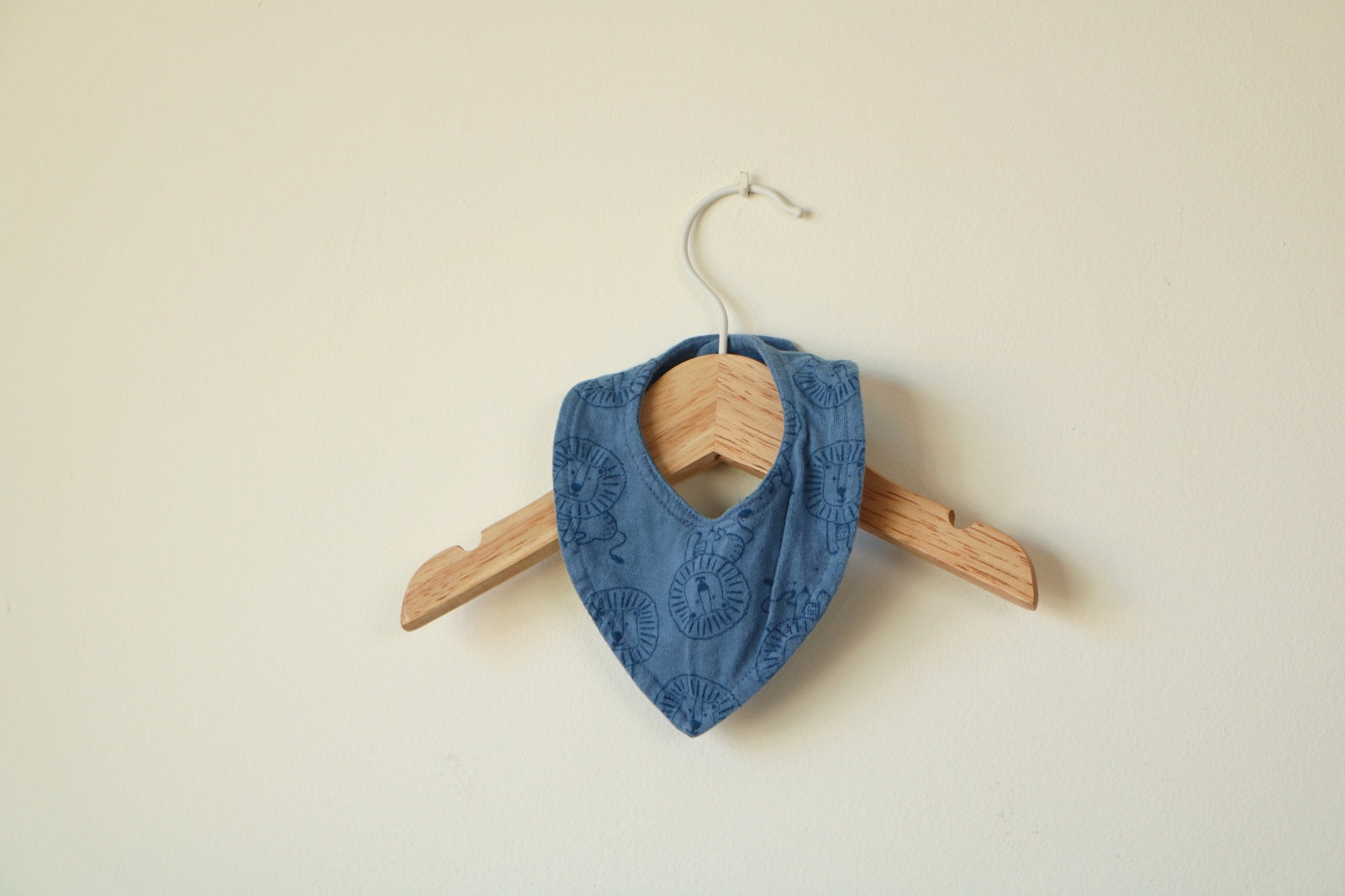 Babete para Bebé Menino de 3 - 6 meses | Clobies