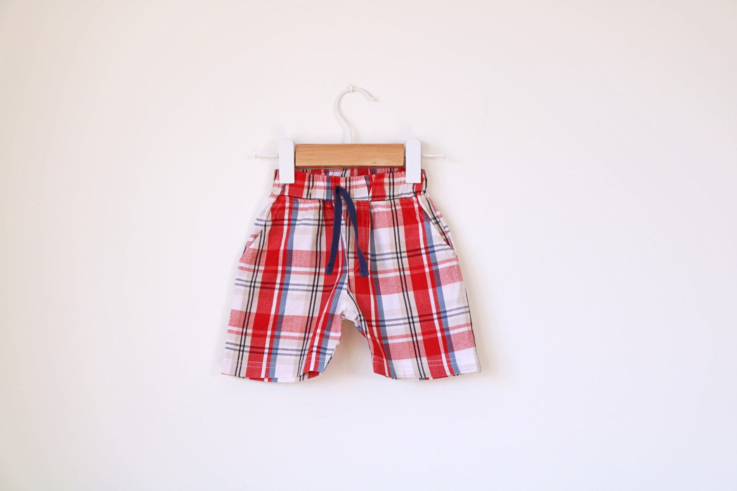 Calções para Bebé Menino de 6 - 9 meses | Clobies