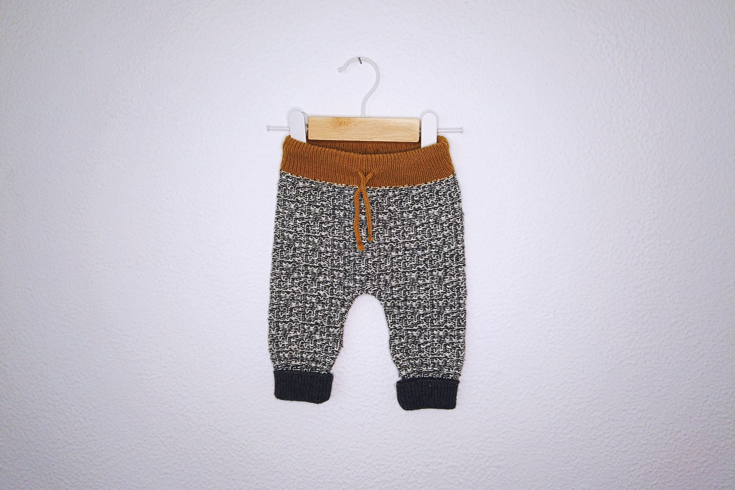 Calças malha para Bebé Menina, Bebé Menino de 1 - 3 meses | Clobies