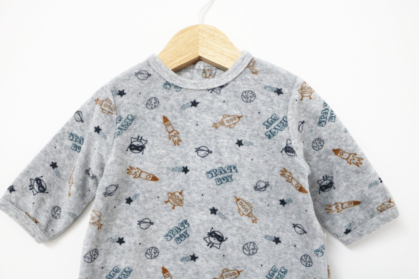 Babygrow c/ pés ▪️ Bebé 1 - 3 meses