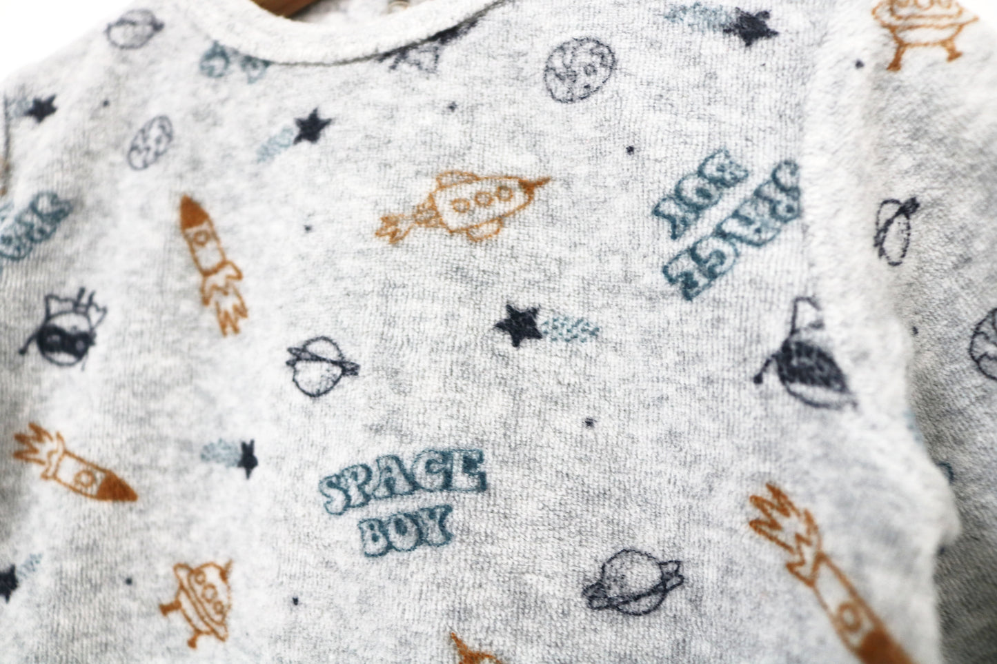 Babygrow c/ pés ▪️ Bebé 1 - 3 meses