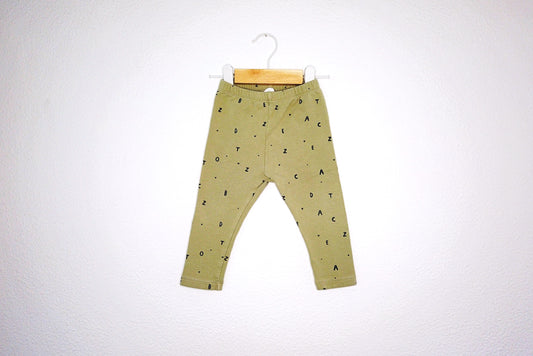 Calças leggins ▪️ Bebé 9 - 12 meses