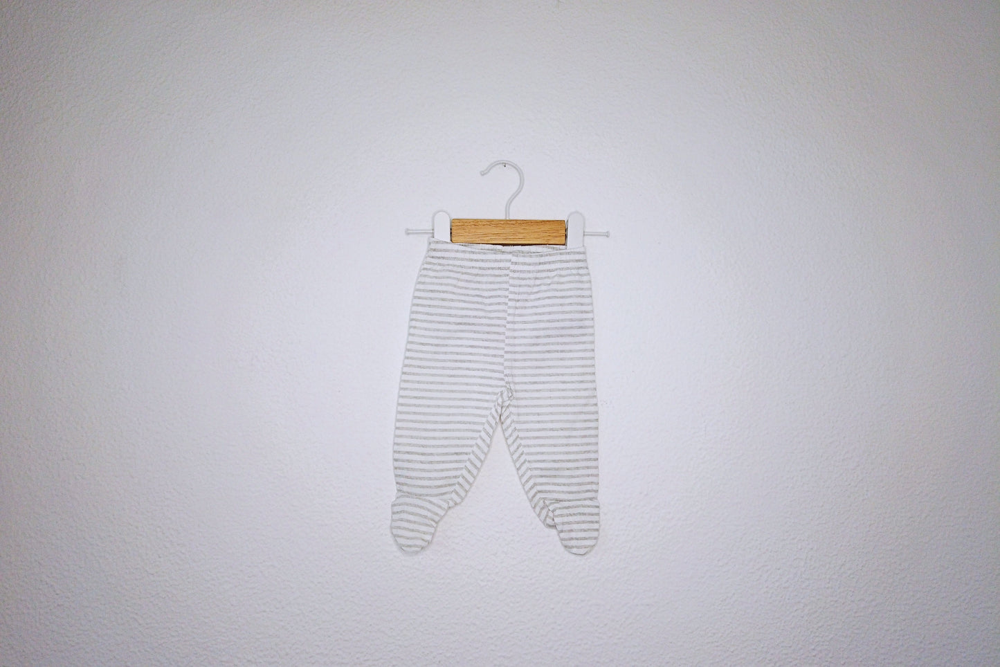 Calças c/ pés para Bebé Menina, Bebé Menino de 1 - 3 meses | Clobies