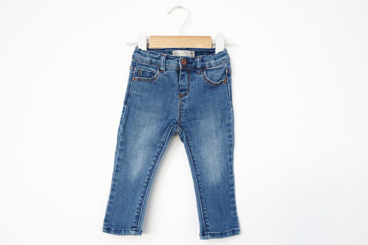 Calças de ganga (jeans) ▪️ Bebé 6 - 9 meses