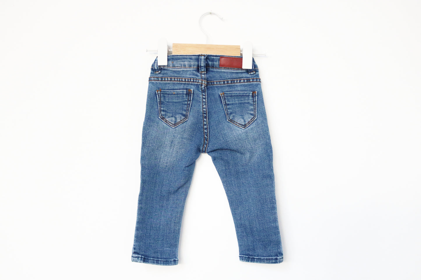 Calças de ganga (jeans) ▪️ Bebé 6 - 9 meses