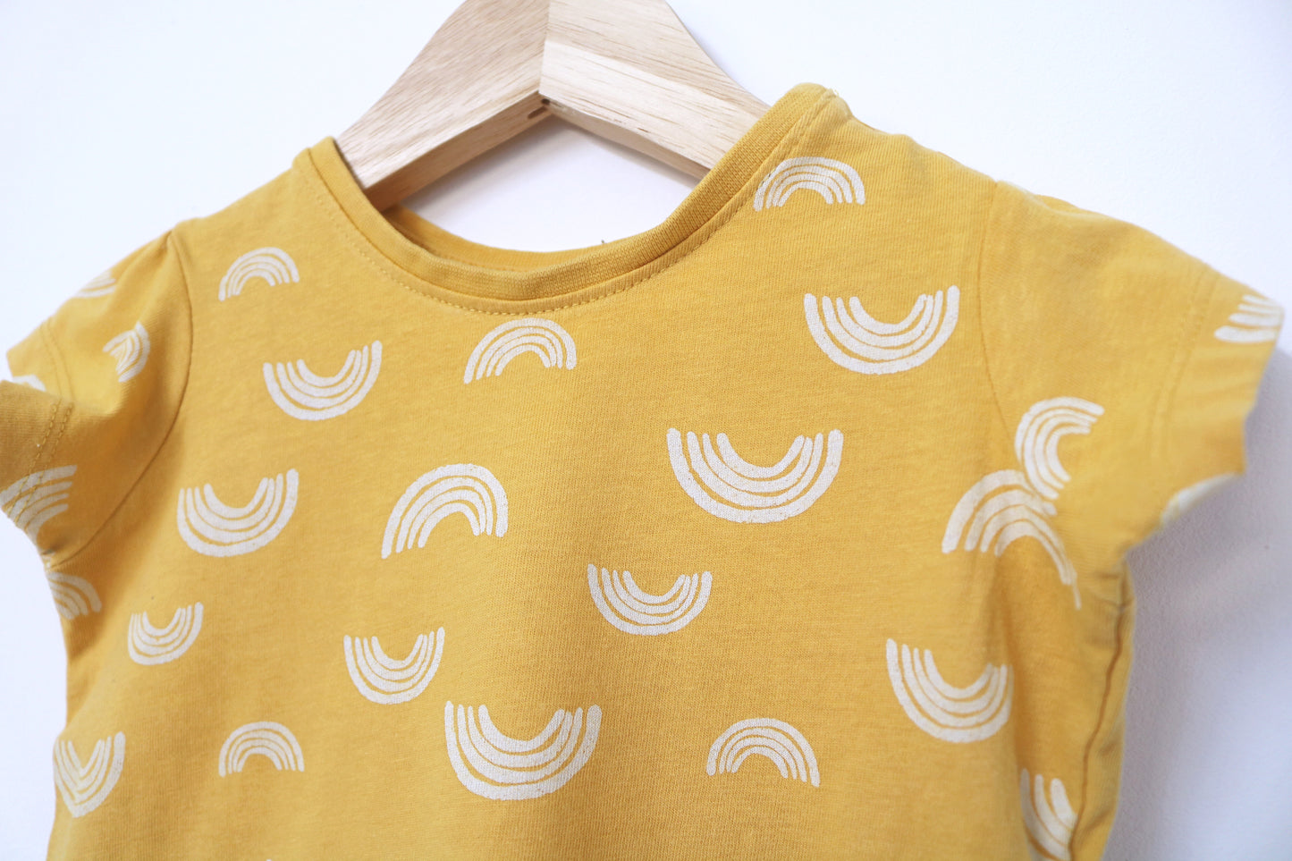 T-shirt ▪️ Bebé 6 - 9 meses
