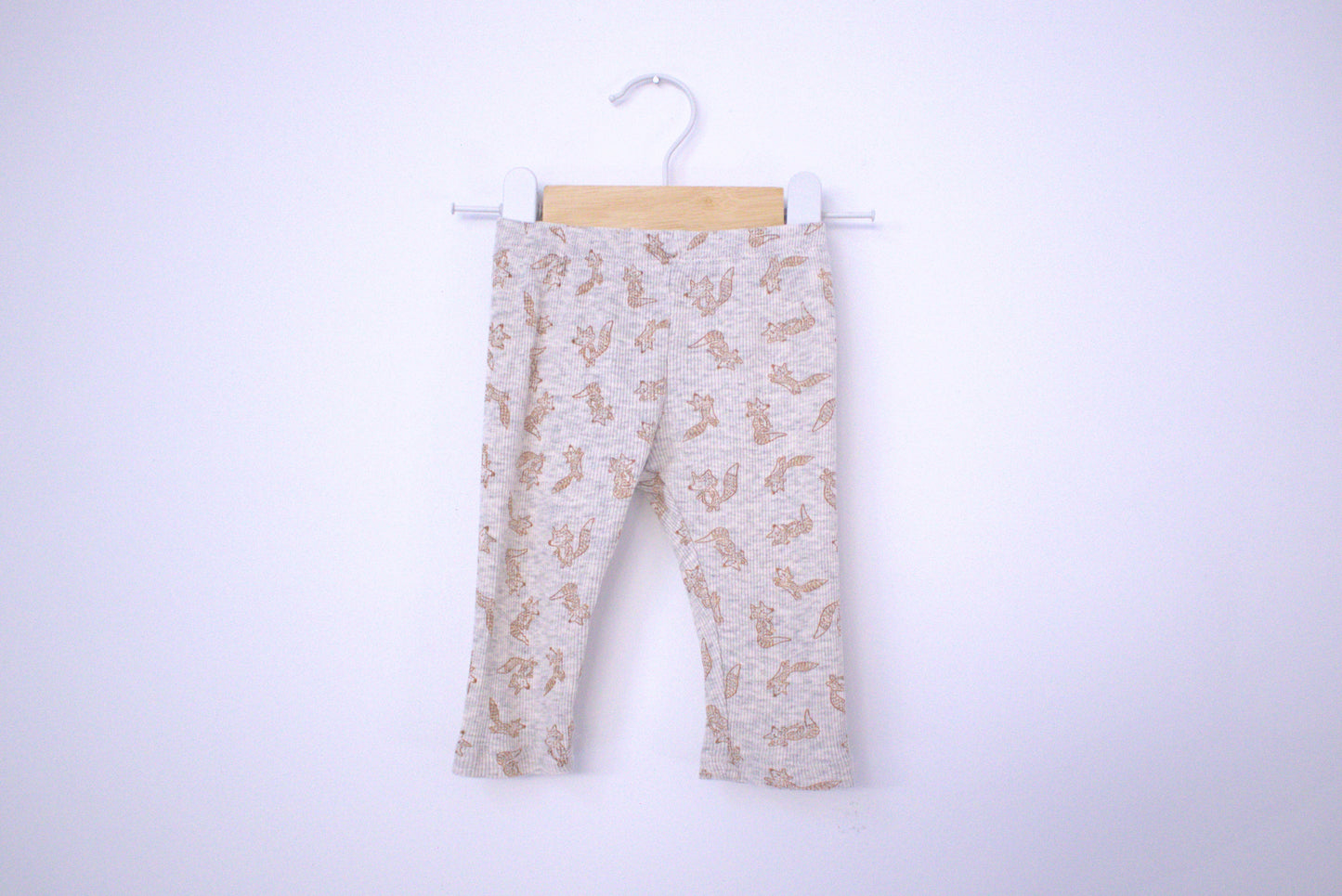 Calças leggins ▪️ Bebé 3 - 6 meses