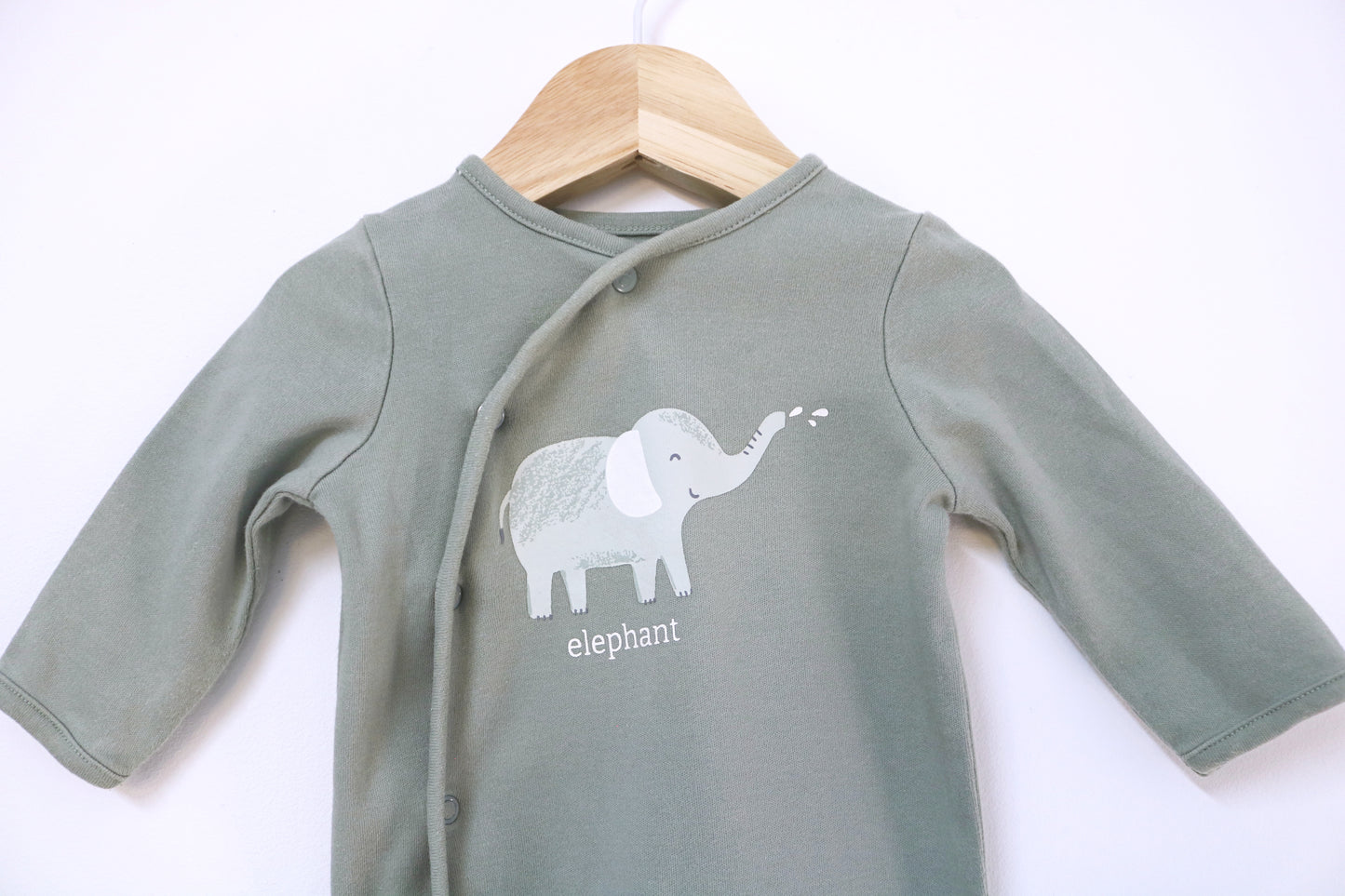 Babygrow c/ pés ▪️ Bebé 0 meses