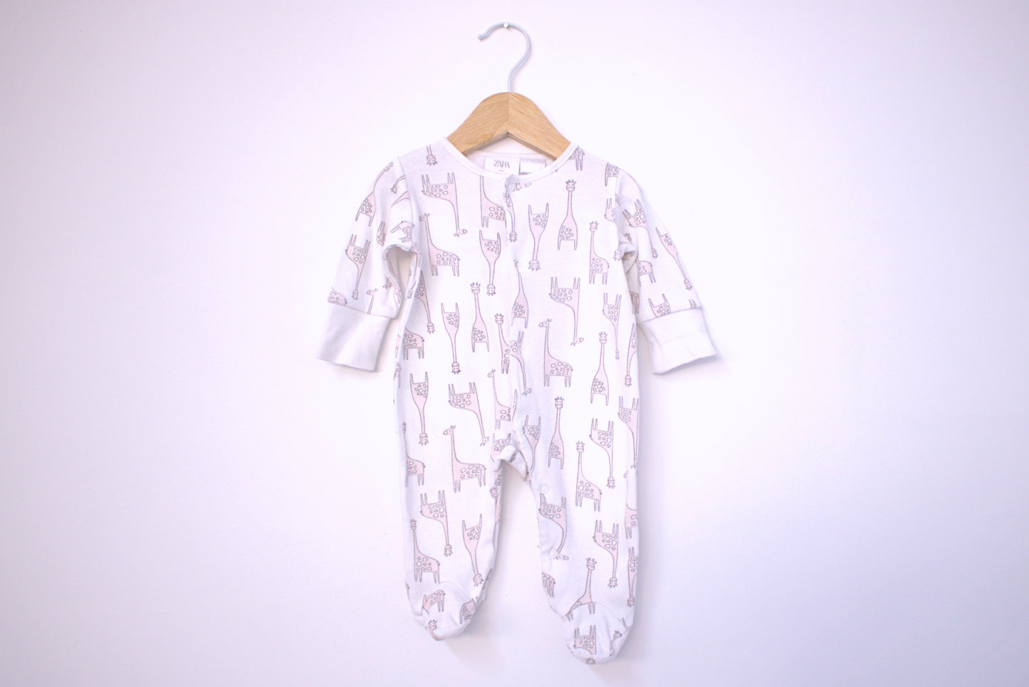 Babygrow c/ pés ▪️ Bebé 0/1 meses