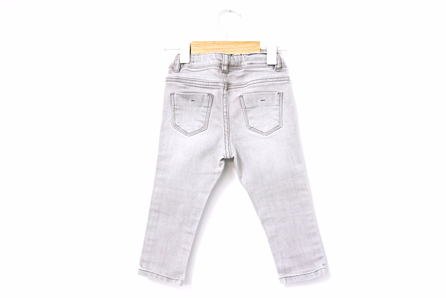 Calças de ganga (jeans) ▪️ Bebé 12 - 18 meses
