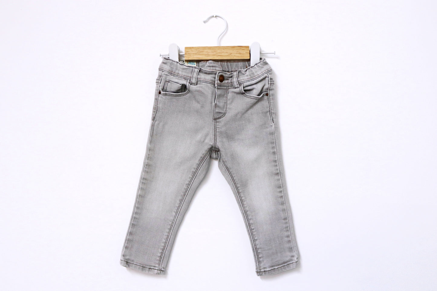 Calças de ganga (jeans) ▪️ Bebé 12 - 18 meses