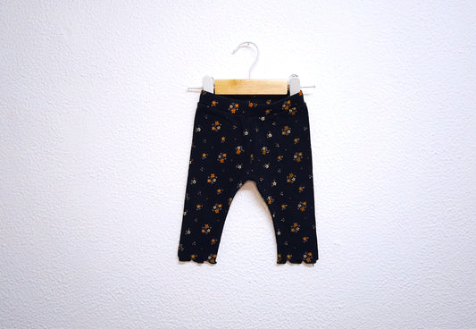 Calças leggins ▪️ Bebé 9 - 12 meses