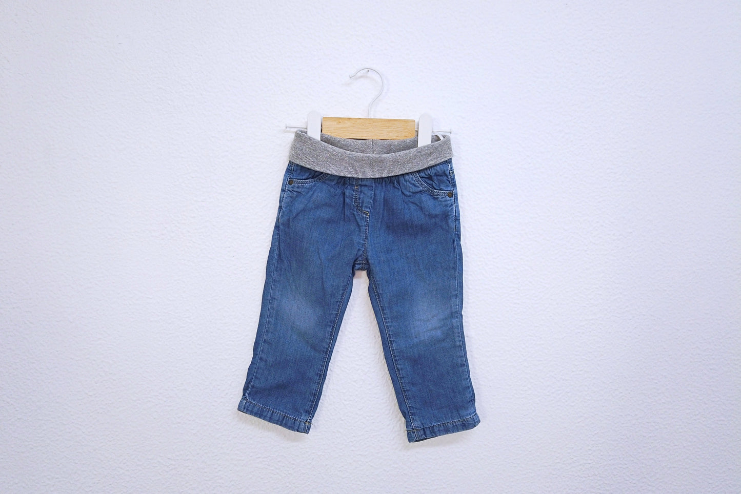 Calças de ganga (jeans) para Bebé Menino de 6 - 9 meses | Clobies
