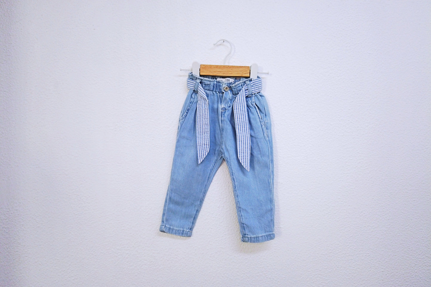 Calças de ganga (jeans) para Bebé Menina de 6 - 9 meses | Clobies