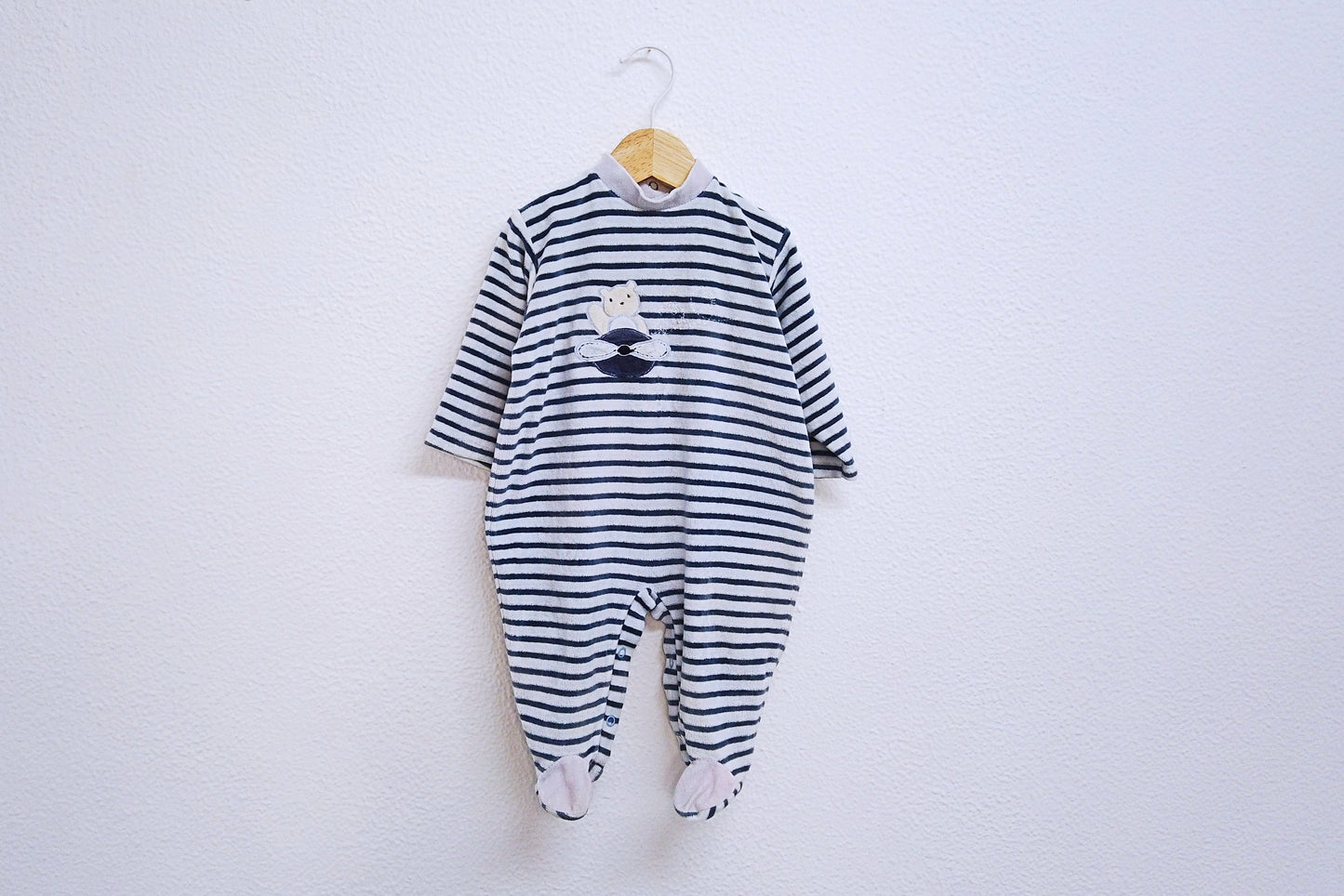 Babygrow c/ pés para Bebé Menino de 1 - 3 meses | Clobies