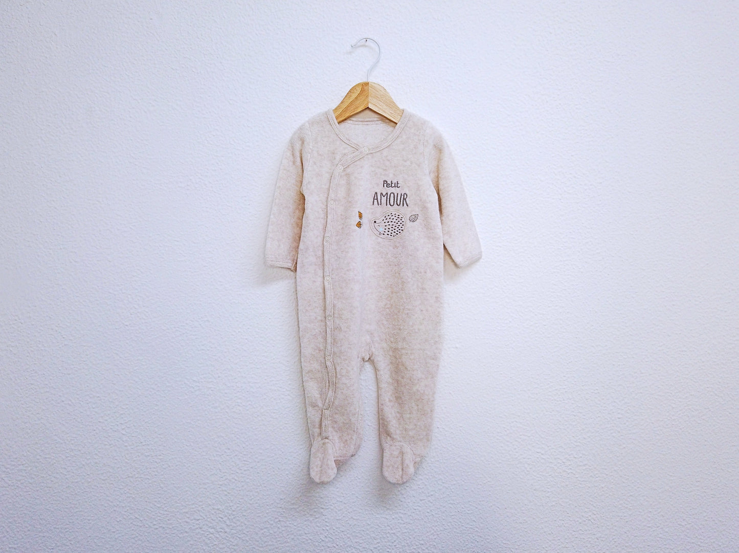 Babygrow c/ pés para Bebé Menina de 3 - 6 meses | Clobies