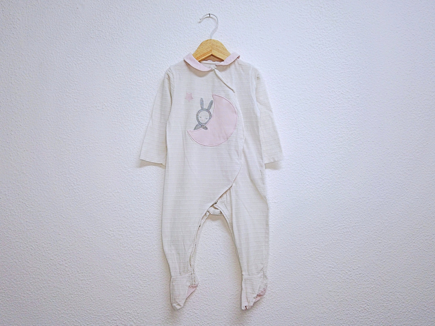 Babygrow c/ pés para Bebé Menina de 9 - 12 meses | Clobies