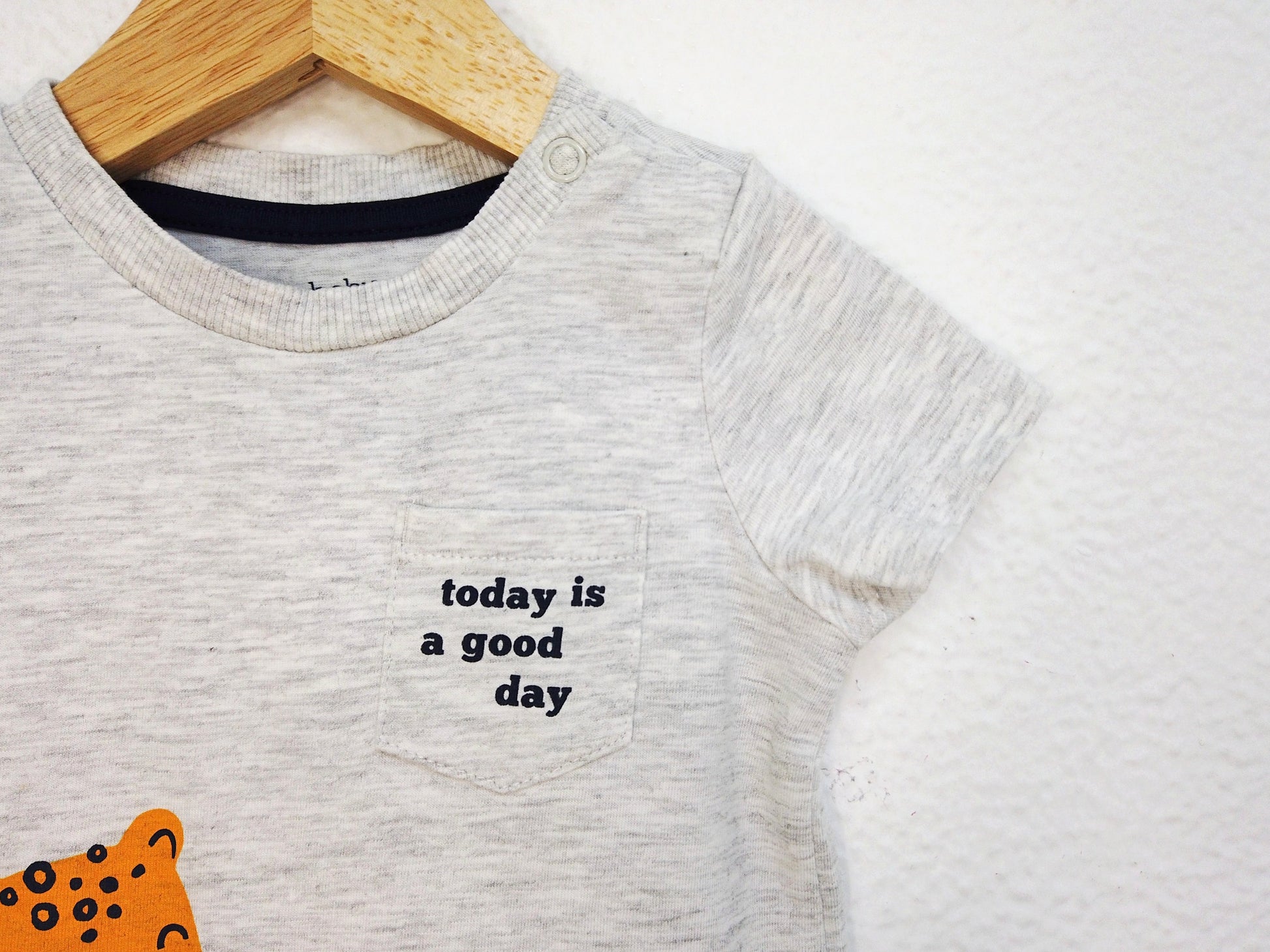 T-shirt para Bebé Menino de 6 - 9 meses | Clobies