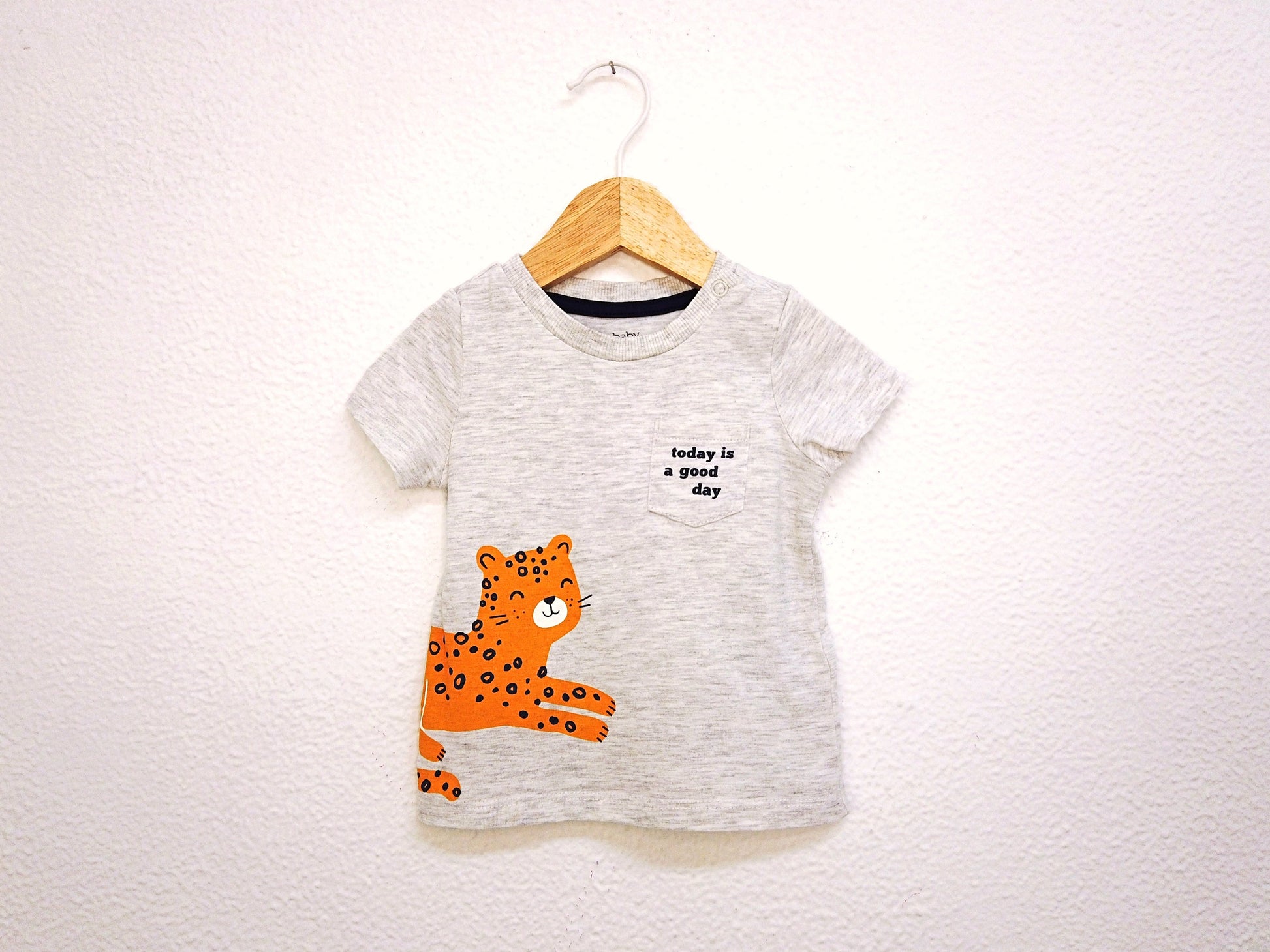 T-shirt para Bebé Menino de 6 - 9 meses | Clobies